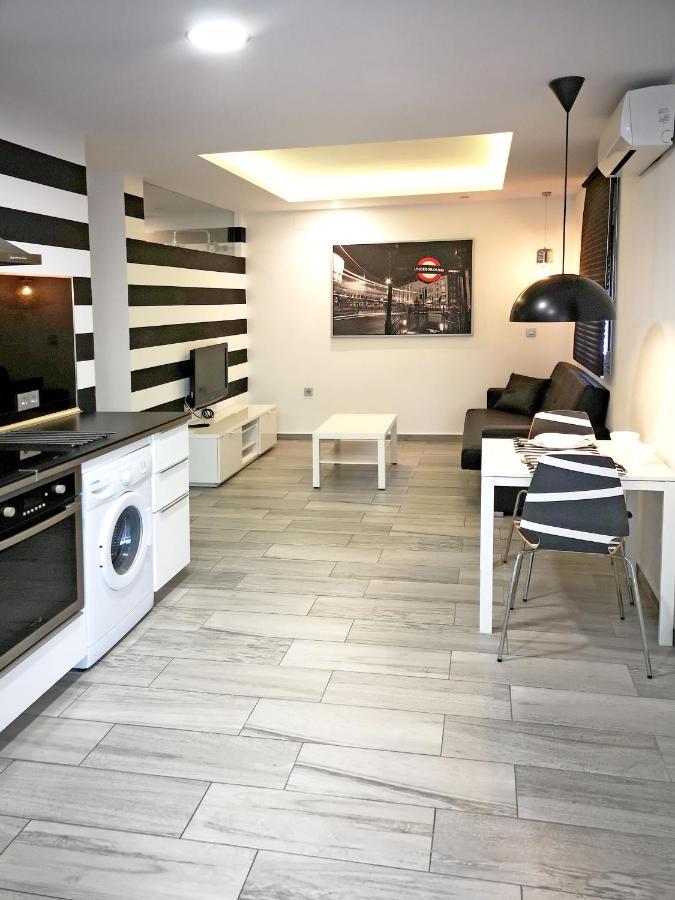 Conil Red-Black Apartment Conil De La Frontera Exterior photo