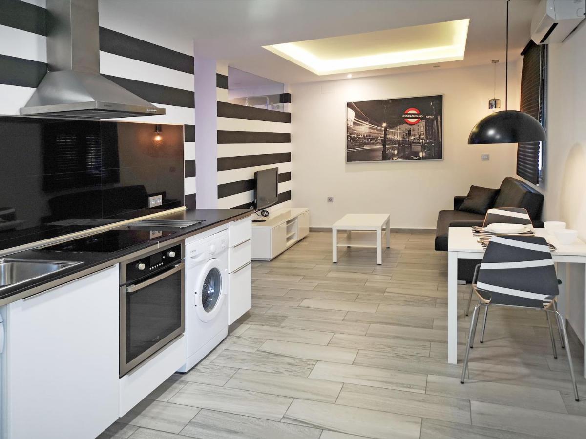 Conil Red-Black Apartment Conil De La Frontera Exterior photo